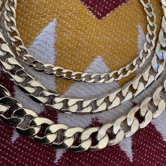 H&M gold anklets set of 3 - Picture 4 of 4